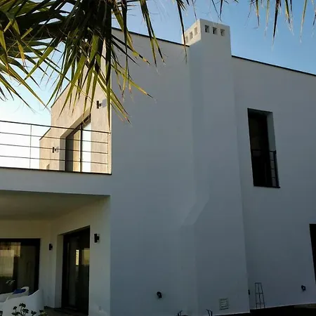 וילה Safir Villen